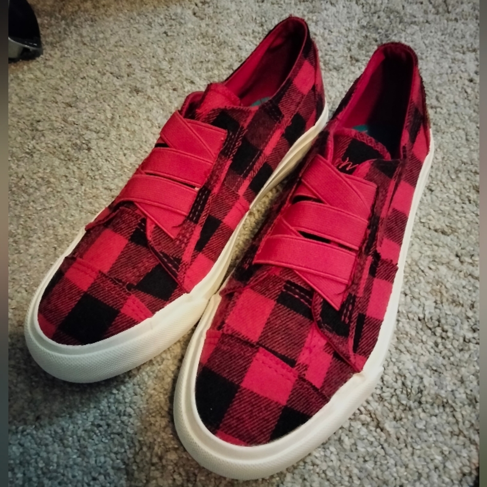 Blowfish Malibu Women's Sneakers size 6.5